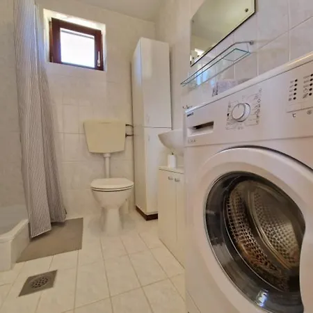 Dory Apartman Baška